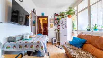 Apartamento de 3 dormitorios en Madrid, Spain No. 212657
