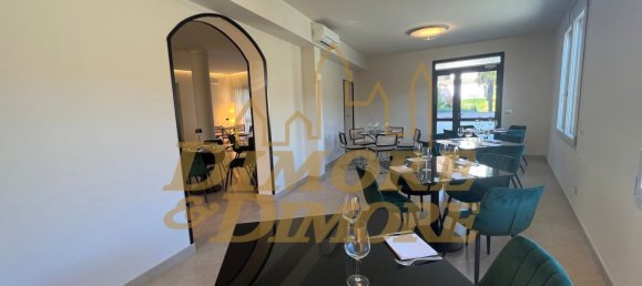 180m² Commercial property in Brezzo di Bedero, Italy No. 146762 2