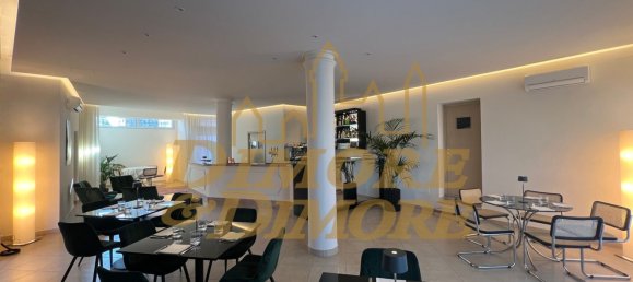 180m² Commercial property in Brezzo di Bedero, Italy No. 146762 8