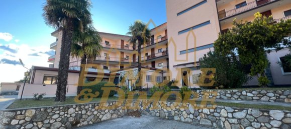 180m² Commercial property in Brezzo di Bedero, Italy No. 146762 22