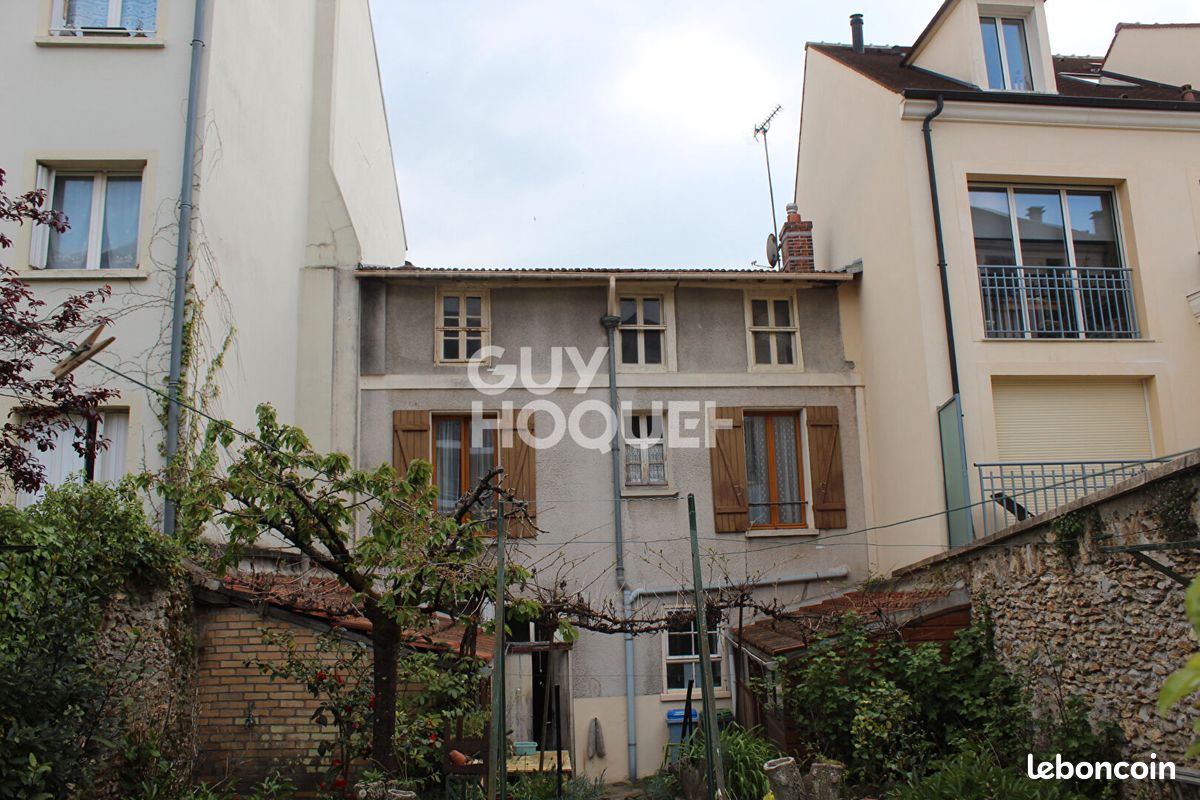 4 bedrooms House in Rambouillet, France No. 325376