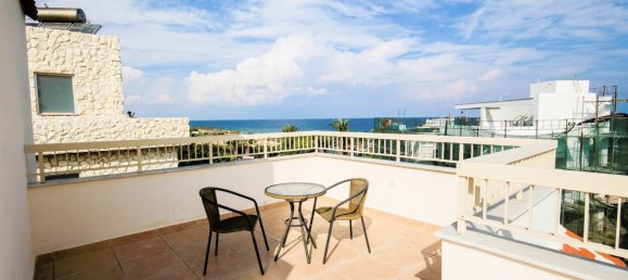 3 bedrooms Villa in Paralimni, Cyprus No. 22378 2