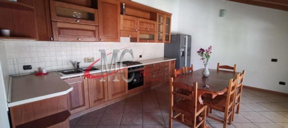 Квартира с 6 комнатами в Роверето, Италия № 142838 4