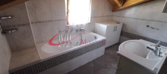 Квартира с 6 комнатами в Роверето, Италия № 142838 17