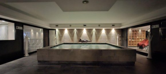 Gewerbliche Immobilie in Arco, Italy 2161m², Nr. 372976 26