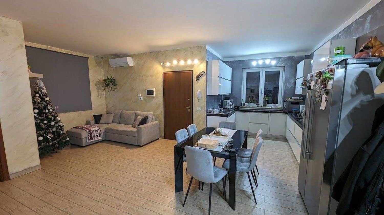 4-salle Villa à Rome, Italy No. 65937