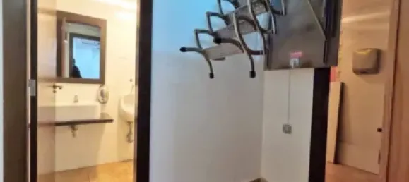 63m² Commercial property in Fuengirola, Spain No. 140386 3