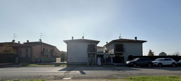 4 rooms Villa in Colorno, Italy No. 116468 5