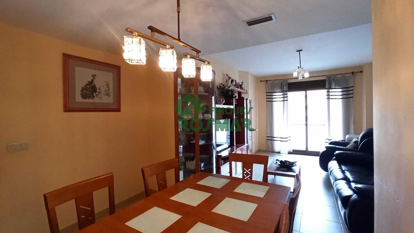 Apartamento de 2 dormitorios en Lloret de Mar, Spain No. 196305