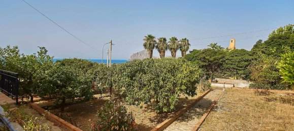 4-salle Villa à Valderice, Italy No. 20744 2