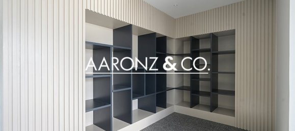 344m² Office in Dubai Marina, UAE No. 112035 3