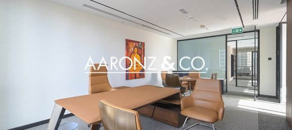 344m² Office in Dubai Marina, UAE No. 112035 4