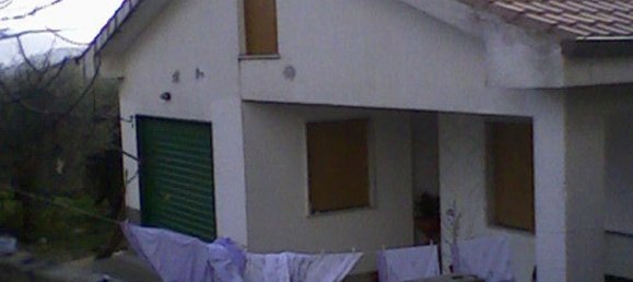 Casa de 3 divisões em San Rufo, Italy N.º 255402 2