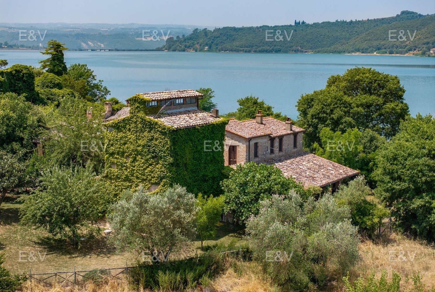 9 rooms House in Baschi, Italy No. 67621