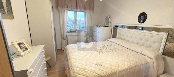 2-salle Appartement à Augsburg, Germany No. 49568 4