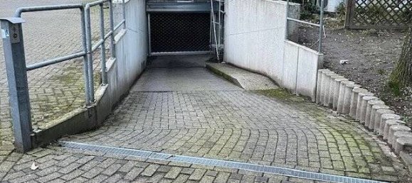 Estudio en Essen, Germany No. 49917 4