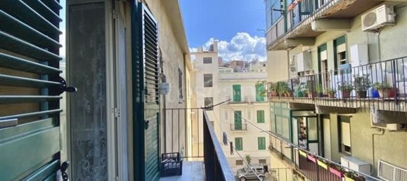 4-salle Appartement à Messina, Italy No. 267589 19