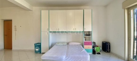 4-salle Appartement à Messina, Italy No. 267589 24