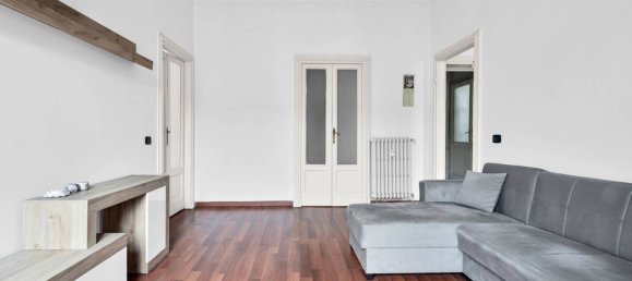 2 bedrooms Apartment in Milan, Italy No. 338770 8