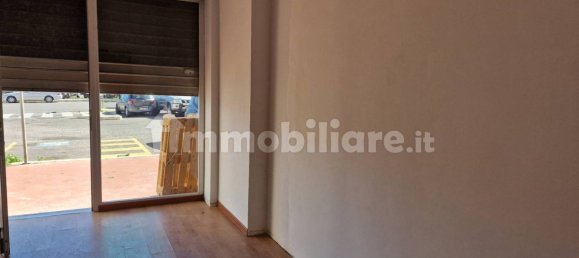 1 room Commercial property in Rome, Italy No. 279939 7