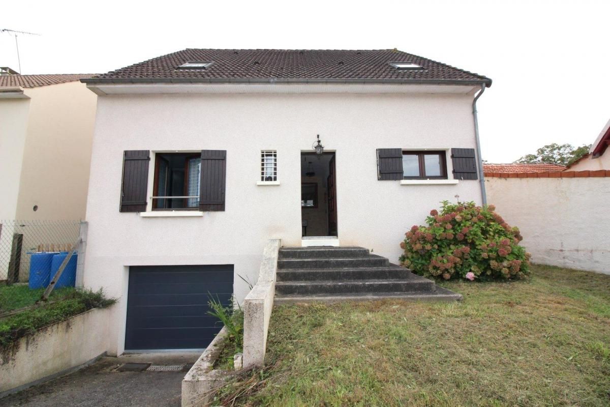 Casa T4 em Saint-Mammes, France N.º 180376