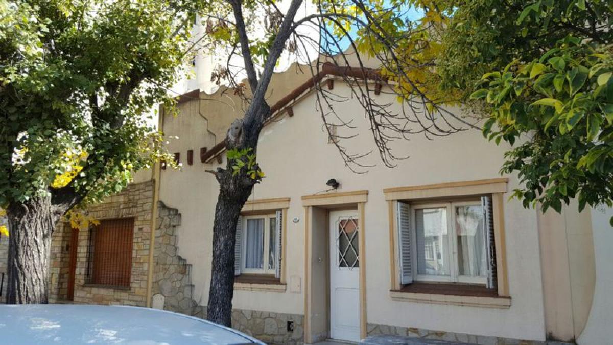 2 bedrooms House in Buenos Aires, Argentina No. 72307