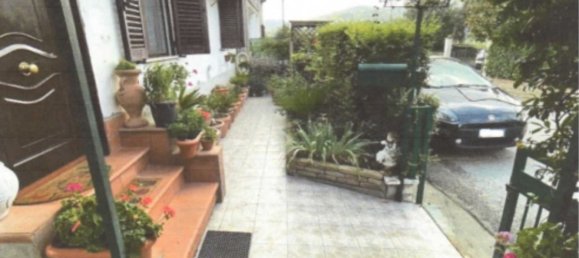 5 bedrooms House in Panicale, Italy No. 373079 20