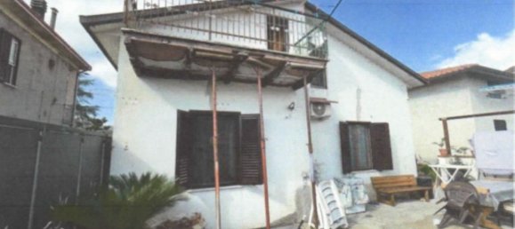5 bedrooms House in Panicale, Italy No. 373079 4
