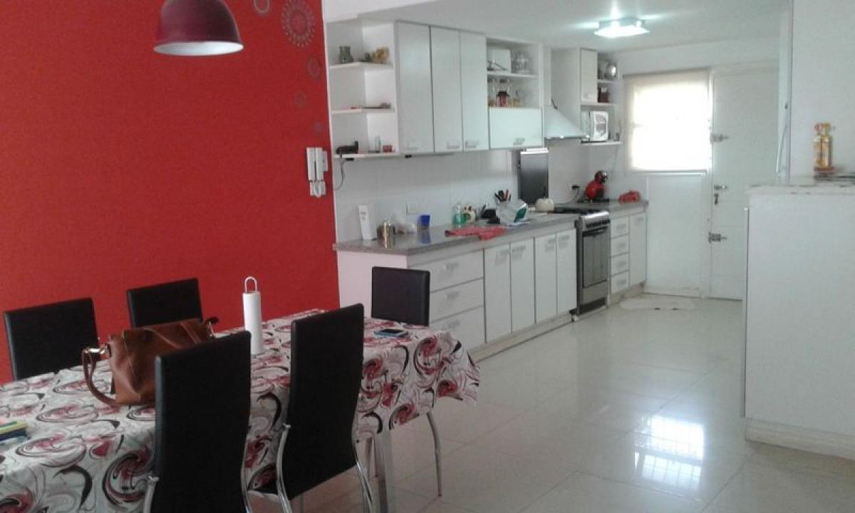3 bedrooms Apartment in Mar del Plata, Argentina No. 68469