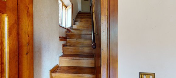 3 Schlafzimmer Haus in Gallicano, Italy, Nr. 237819 4