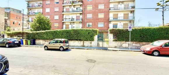 2 bedrooms Apartment in Catania, Italy No. 282802 2