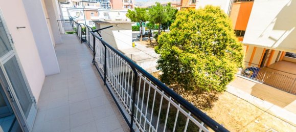 Apartamento de 3 dormitorios en Manfredonia, Italy No. 353702 5