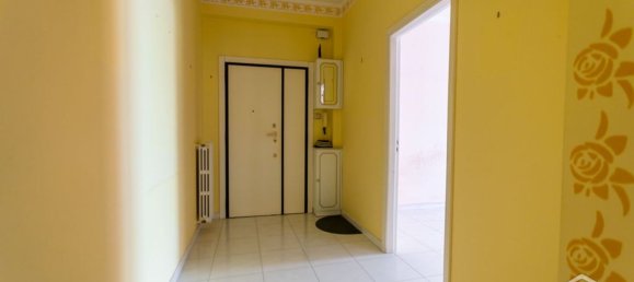 Apartamento de 3 dormitorios en Manfredonia, Italy No. 353702 15