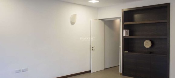 Büro in Ta' Xbiex, Malta 95m², Nr. 13452 3