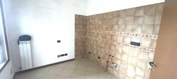 2-Zimmer Wohnung in Milan, Italy, Nr. 242350 9