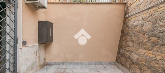 Квартира с 1 спальней в Рим, Италия № 59205 9