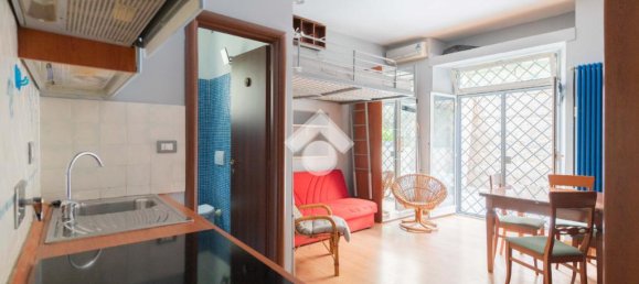 Квартира с 1 спальней в Рим, Италия № 59205 8