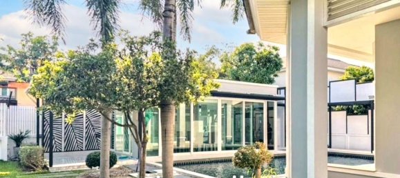 5 bedrooms House in Railay Beach, Thailand No. 26870 4