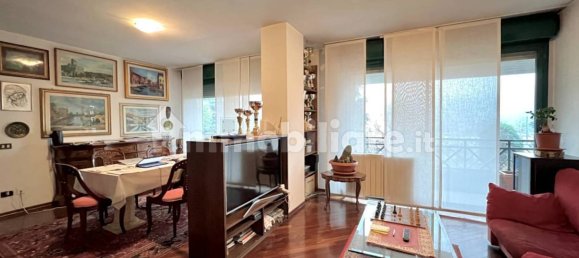 Квартира с 3 спальнями в Альбино, Италия № 109597 3