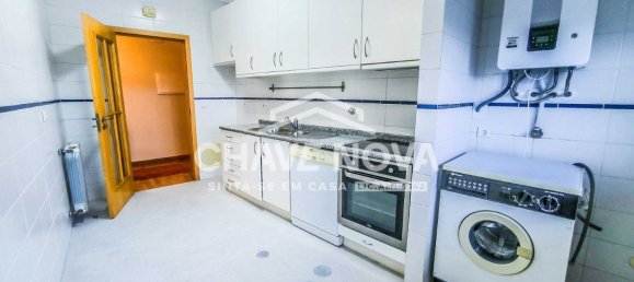 2 bedrooms Apartment in Sao Felix da Marinha, Portugal No. 110781 8