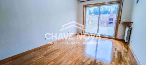 2 bedrooms Apartment in Sao Felix da Marinha, Portugal No. 110781 14