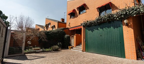 10 rooms Villa in Milan, Italy No. 240757 6