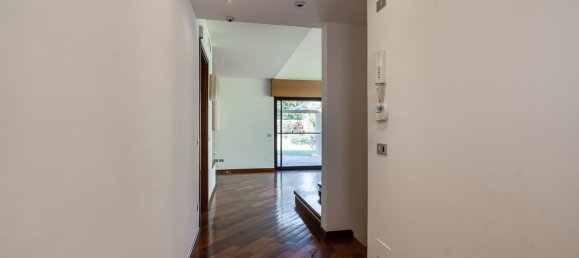 10 rooms Villa in Milan, Italy No. 240757 12