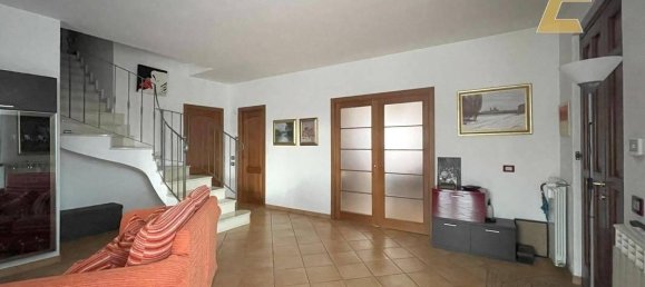 6-Zimmer Villa in Sant'Alessio con Vialone, Italy, Nr. 41268 6