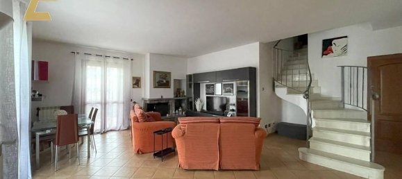 6-Zimmer Villa in Sant'Alessio con Vialone, Italy, Nr. 41268 2