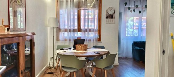 2 rooms Apartment in Rome, Italy No. 42020 5