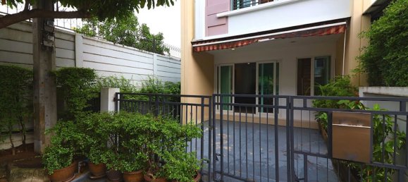 3 bedrooms Cafe / restaurant in Bangkok, Thailand No. 2498 20