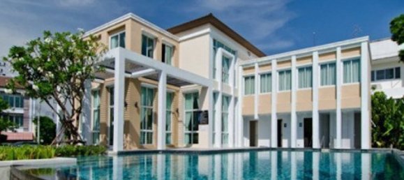 3 bedrooms Cafe / restaurant in Bangkok, Thailand No. 2498 2