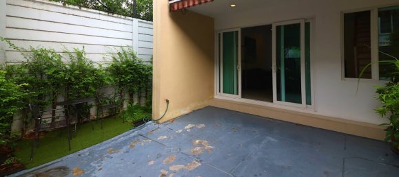 3 bedrooms Cafe / restaurant in Bangkok, Thailand No. 2498 21