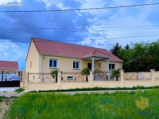 4 chambres Maison à Armeau, France No. 304761